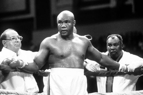Fosta legendă a ''greilor'' la box George Foreman a murit